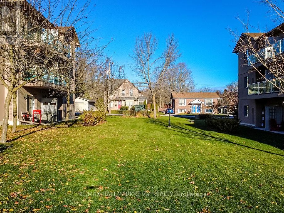 203 - 125 BOND STREET, 