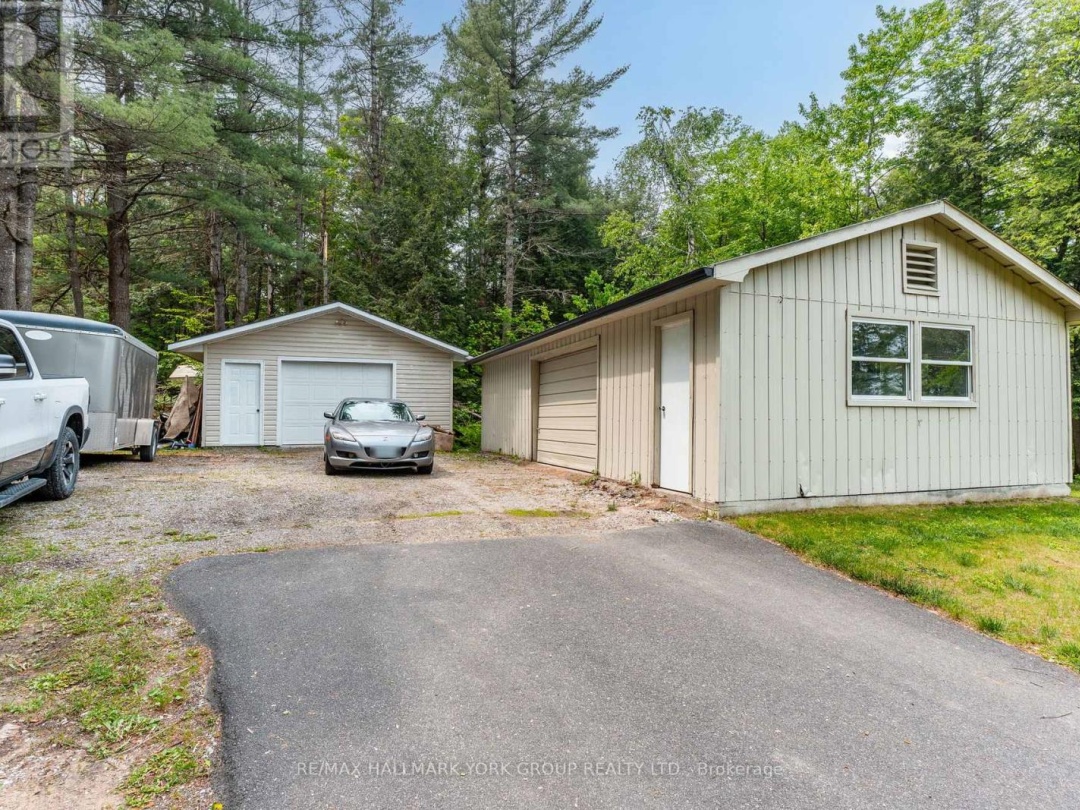4001 COUNTY 121 ROAD, 