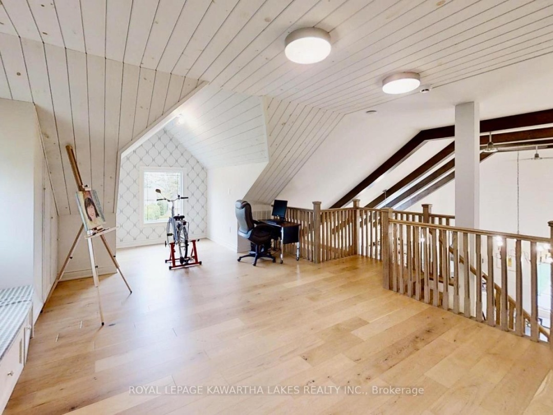 2501 Lakeshore Drive, Lake Simcoe