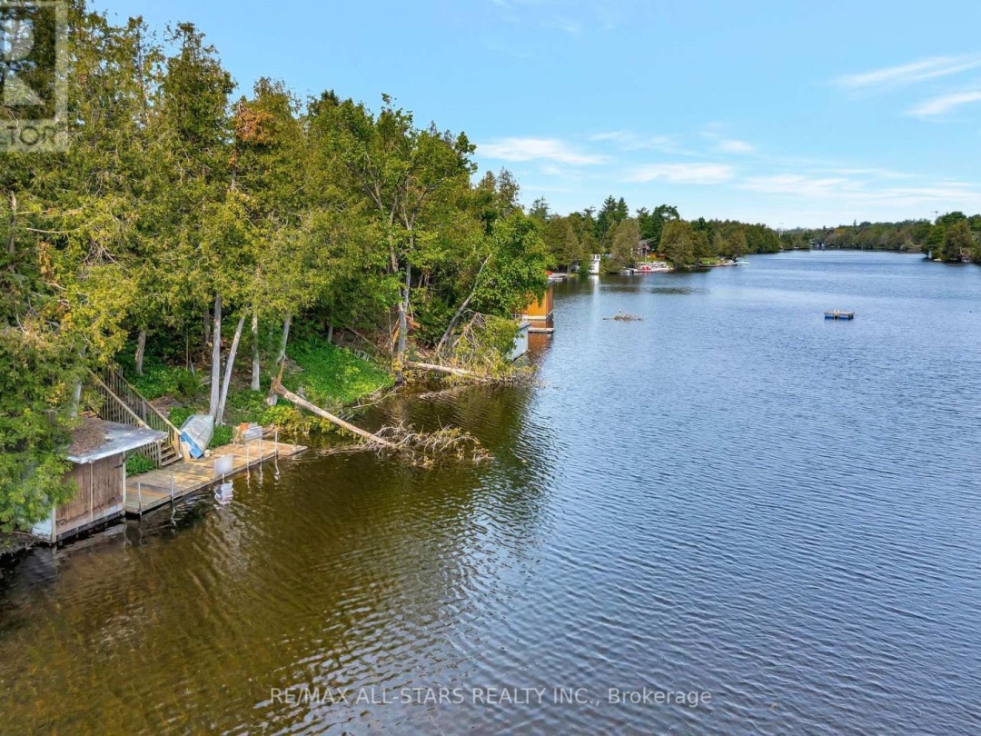 14 WYCHWOOD DRIVE E, 