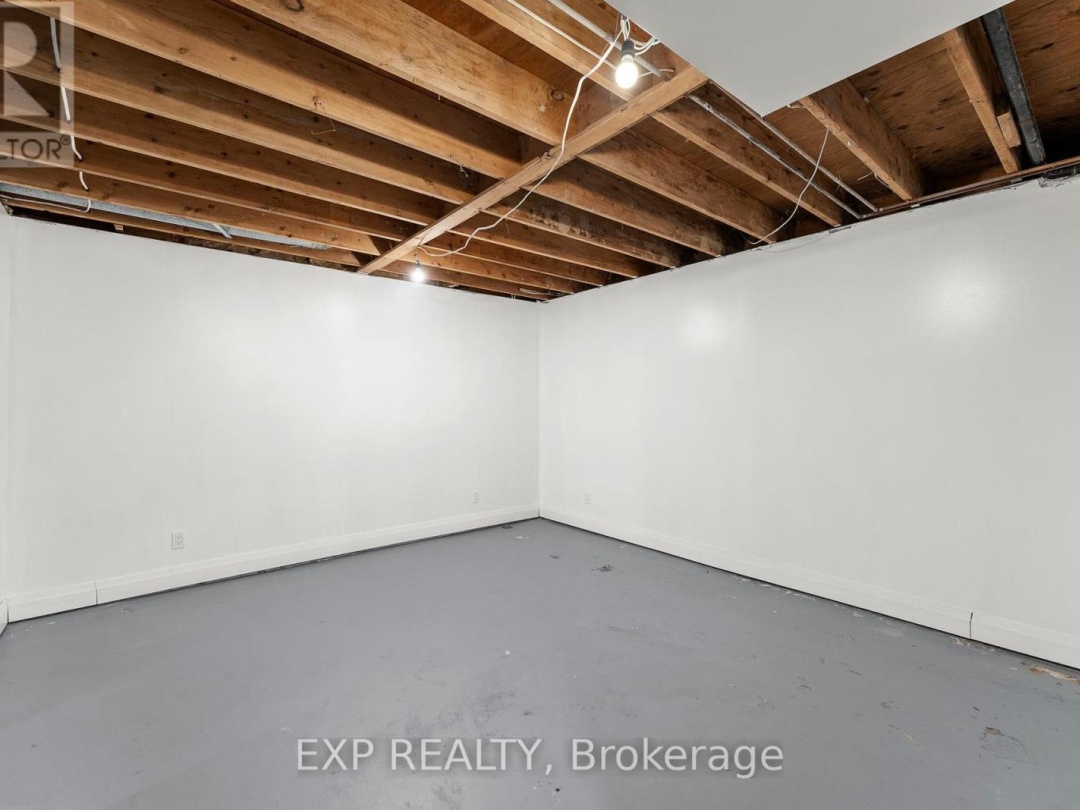 24115 THORAH PARK BOULEVARD, 