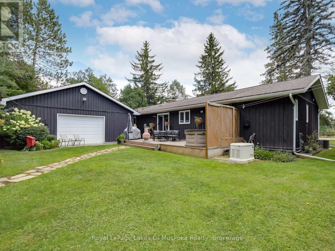 2 LESLIE DRIVE W, 