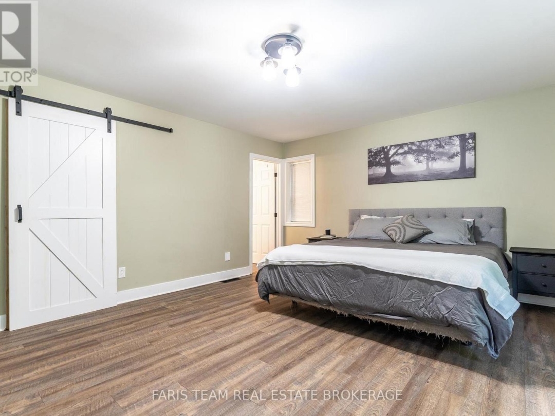 3563 TIMBERLINE AVENUE, 