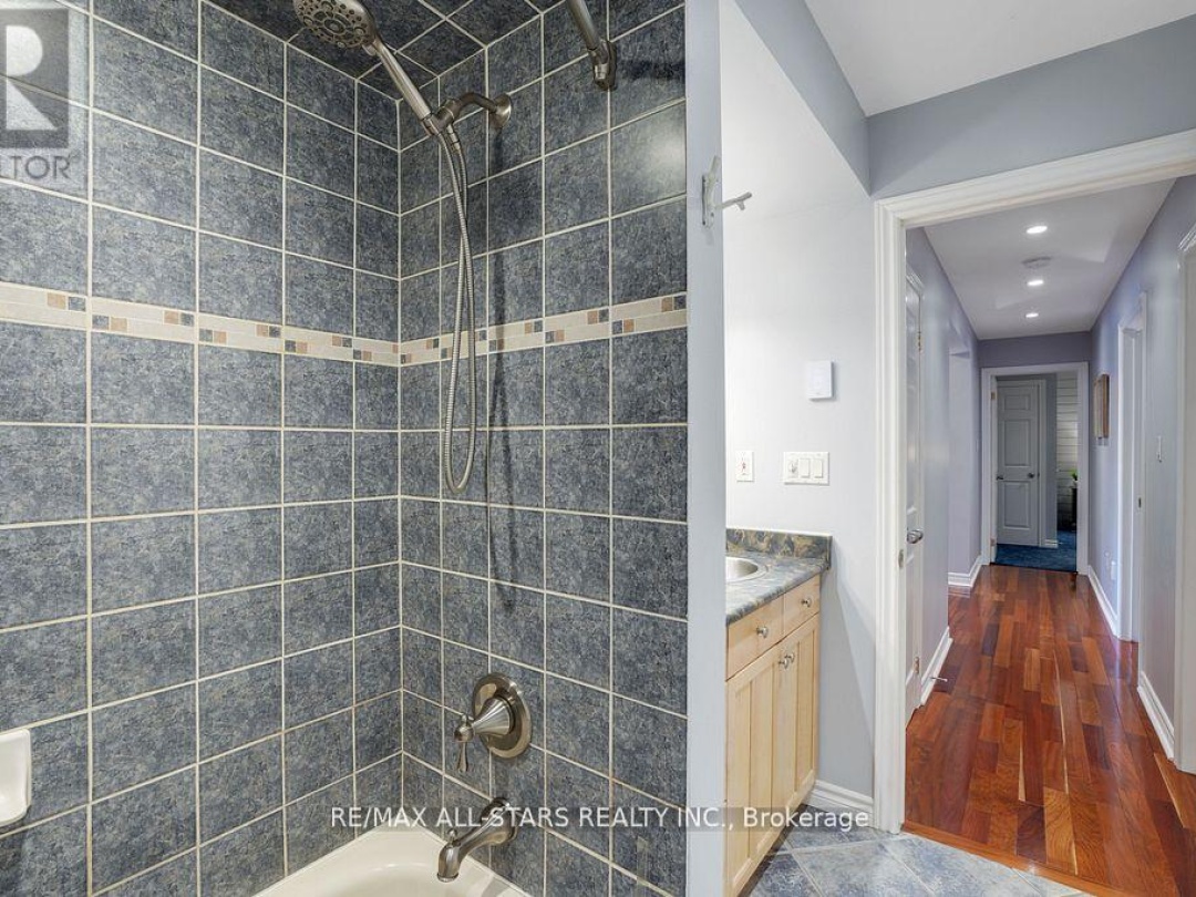 1086 Cameron Lane, Little Cameron Lake