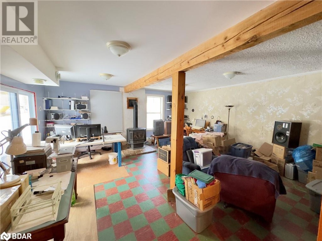 1894 Henrys Landing, Coldwater
