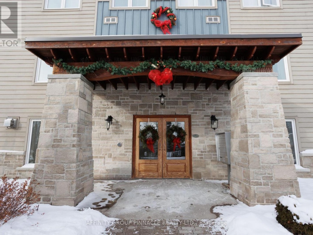 103 - 94 FRANCIS STREET W, 