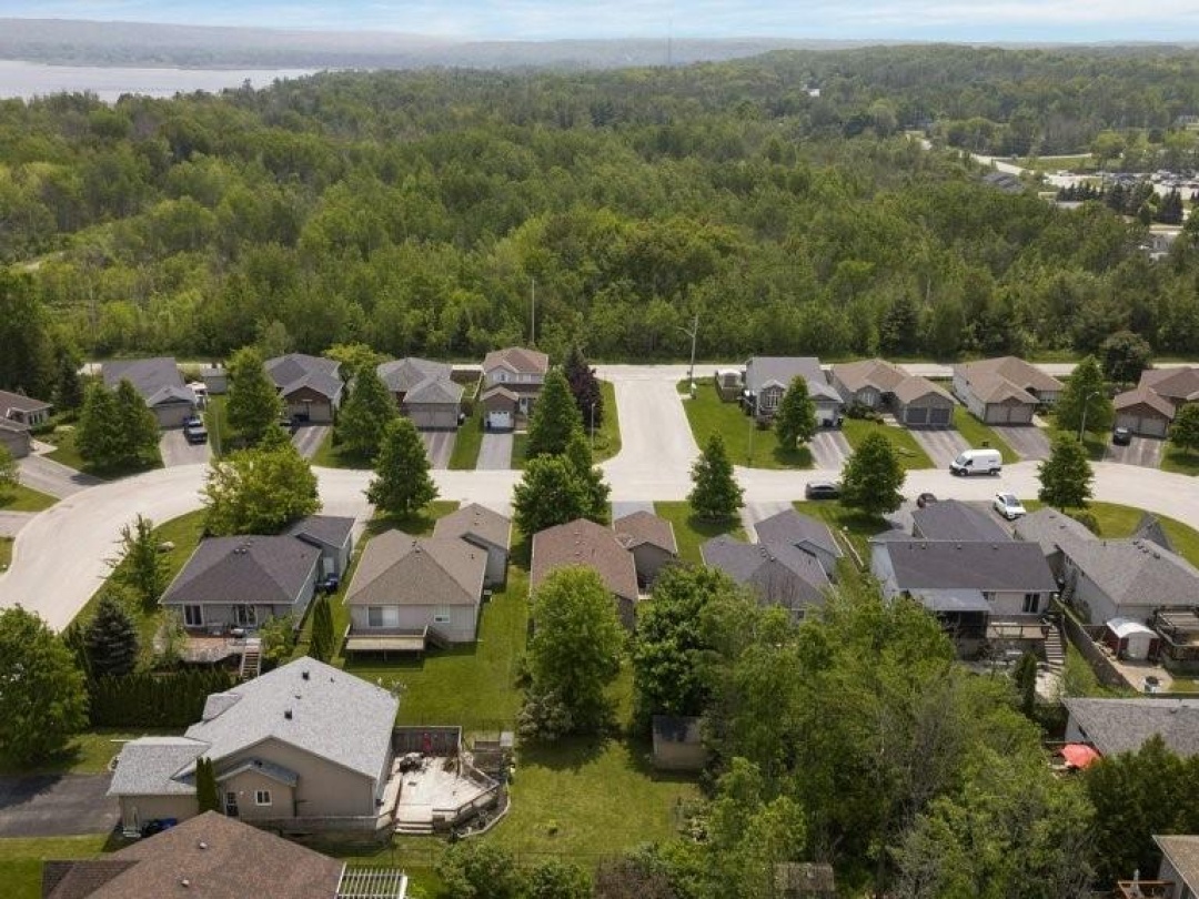 30 GEORGIAS Walk, 