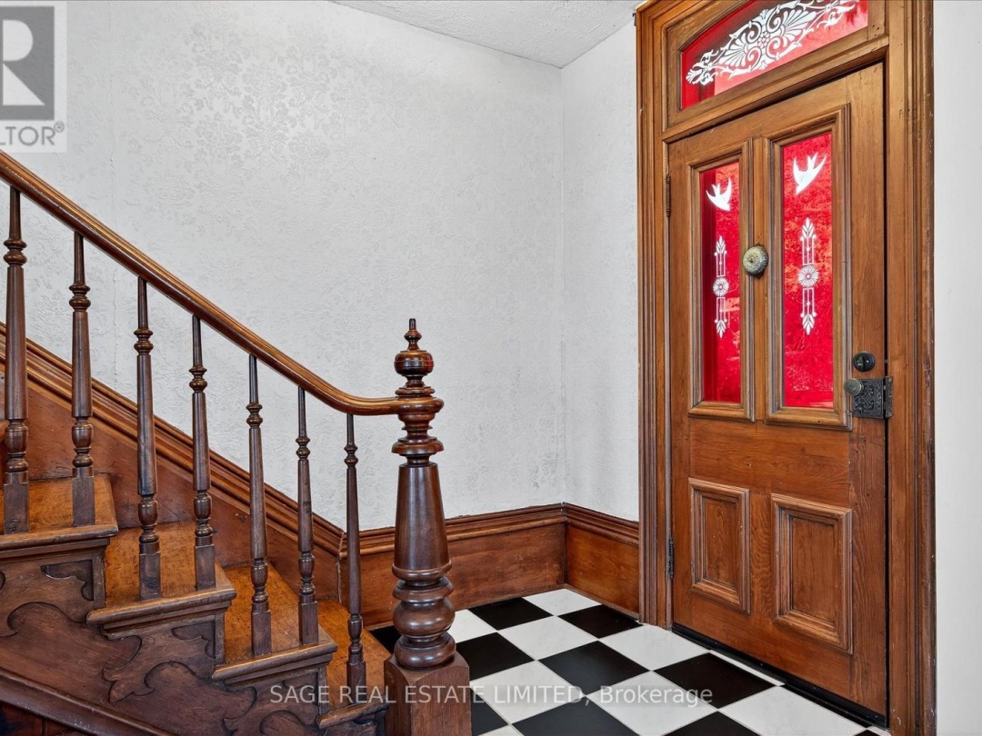 33 NORTH WATER STREET, 