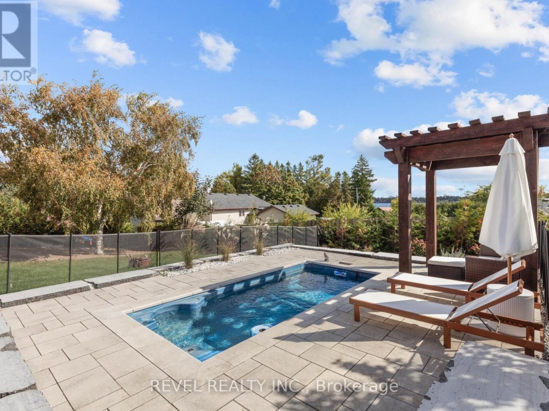 11 MARSH CREEK ROAD, 