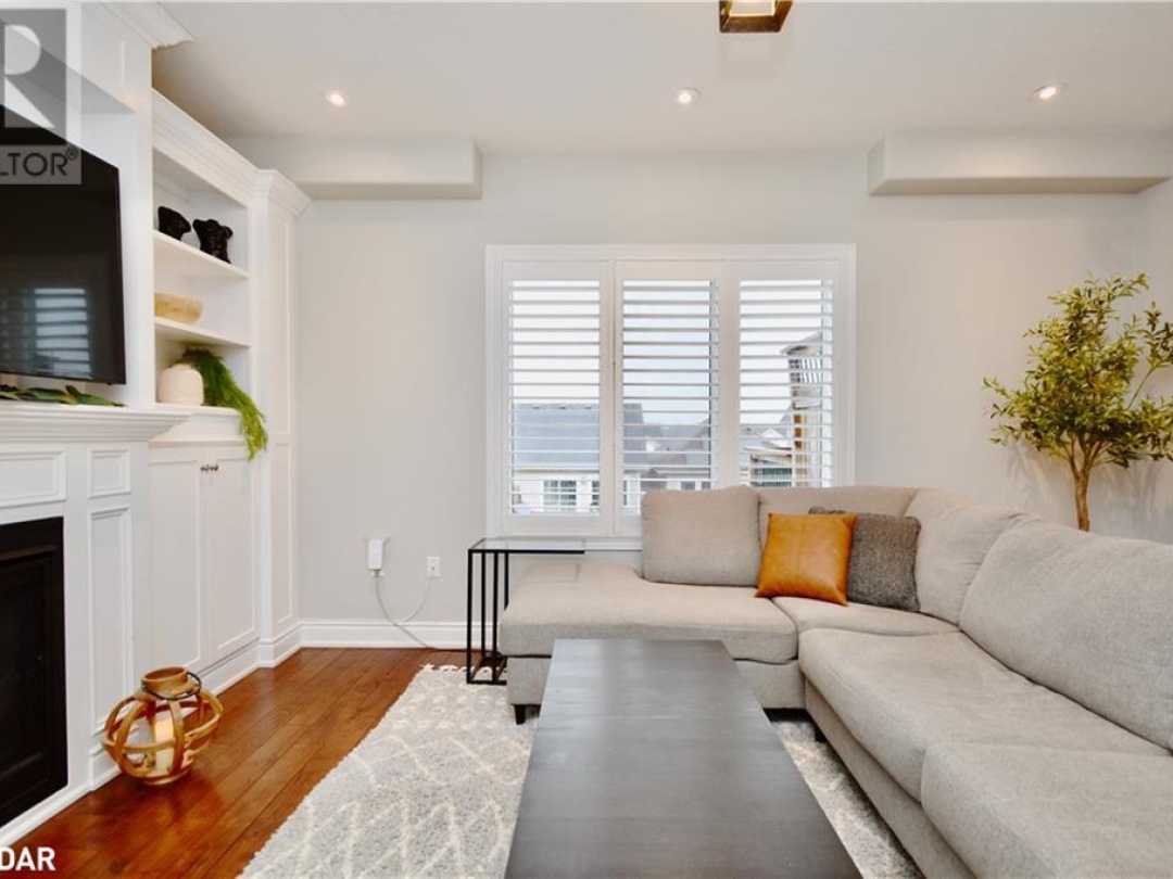 3089 EMPEROR Drive, 