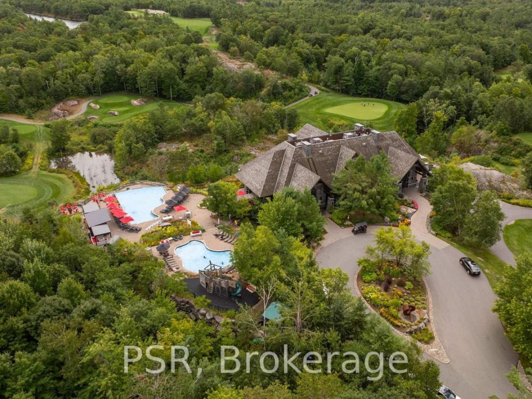 405 - 120 CARRICK TRAIL, 