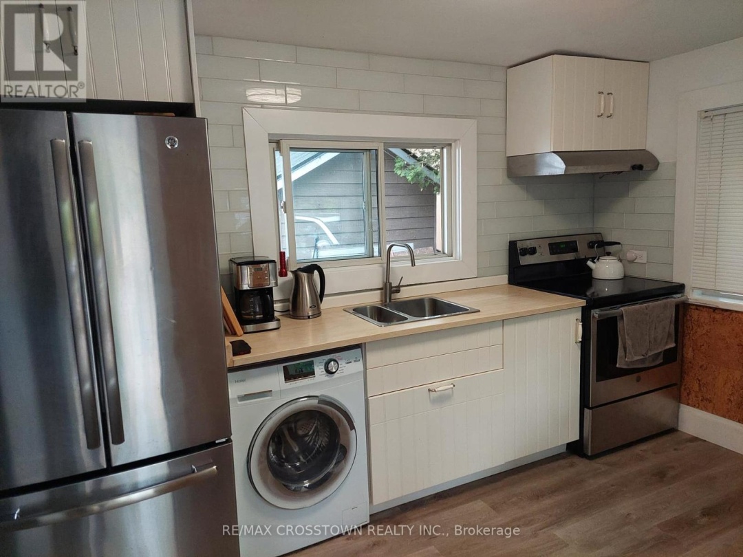 4705 Anderson Avenue, Lake Simcoe