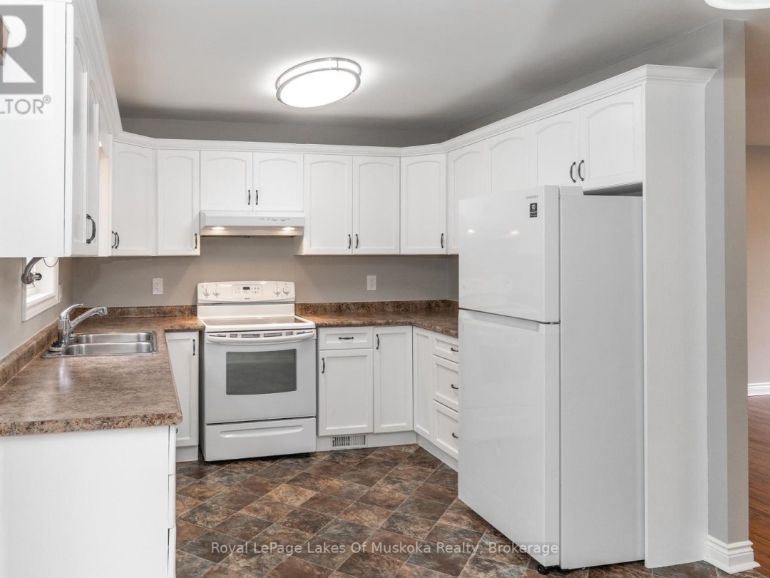 61 TAMARACK TRAIL, 
