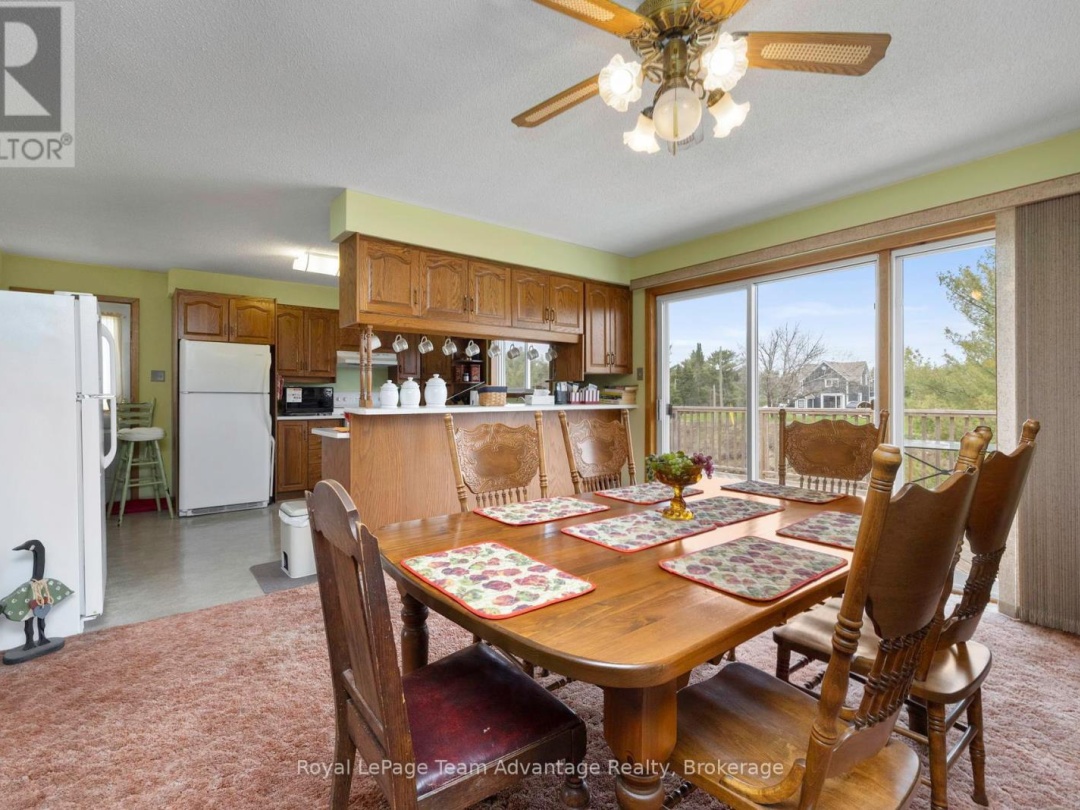 142 Broadbent Road, Manitouwabing Lake