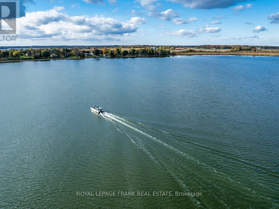 119 OAKDENE CRESCENT, 