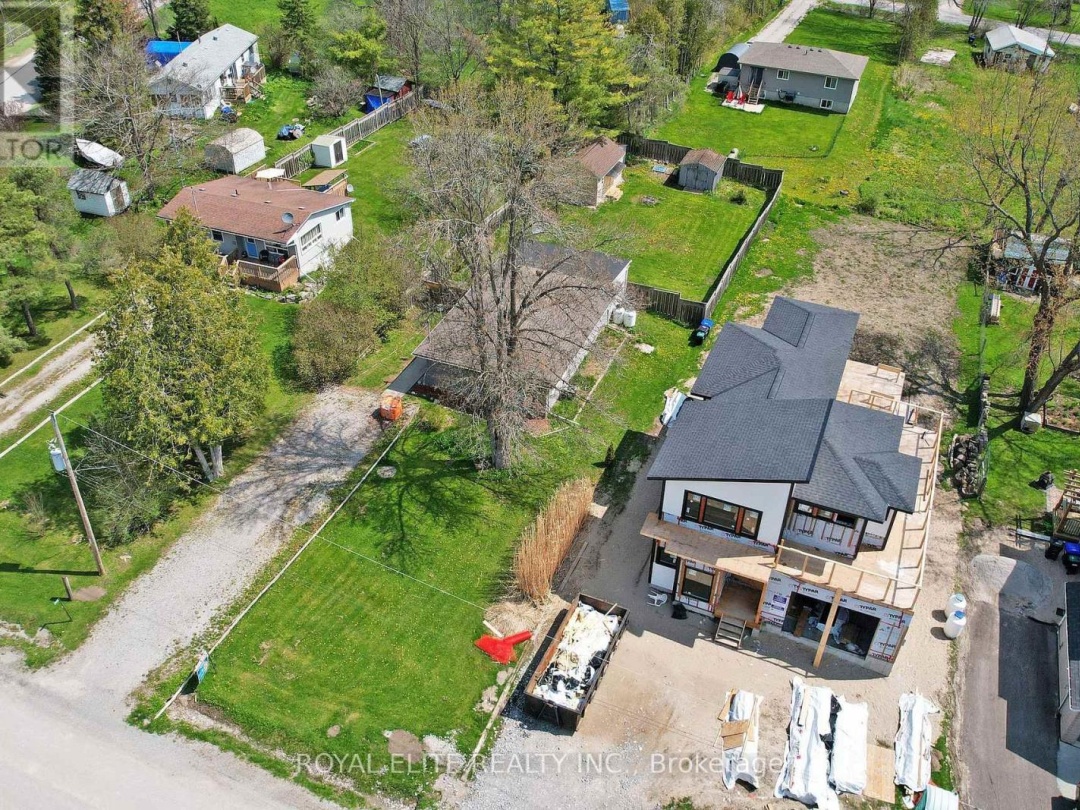 3965 HILLTOP ROAD, 