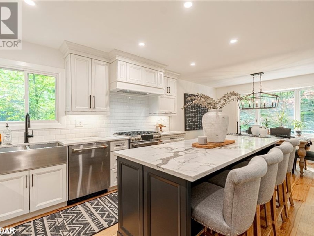 3 Sugarbush Rd, Oro-Medonte