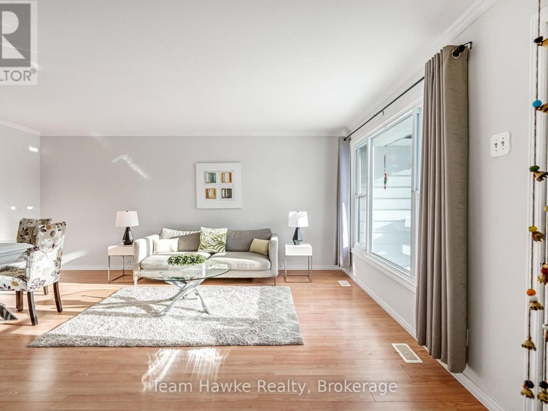 264 KINGFISHER AVENUE, 