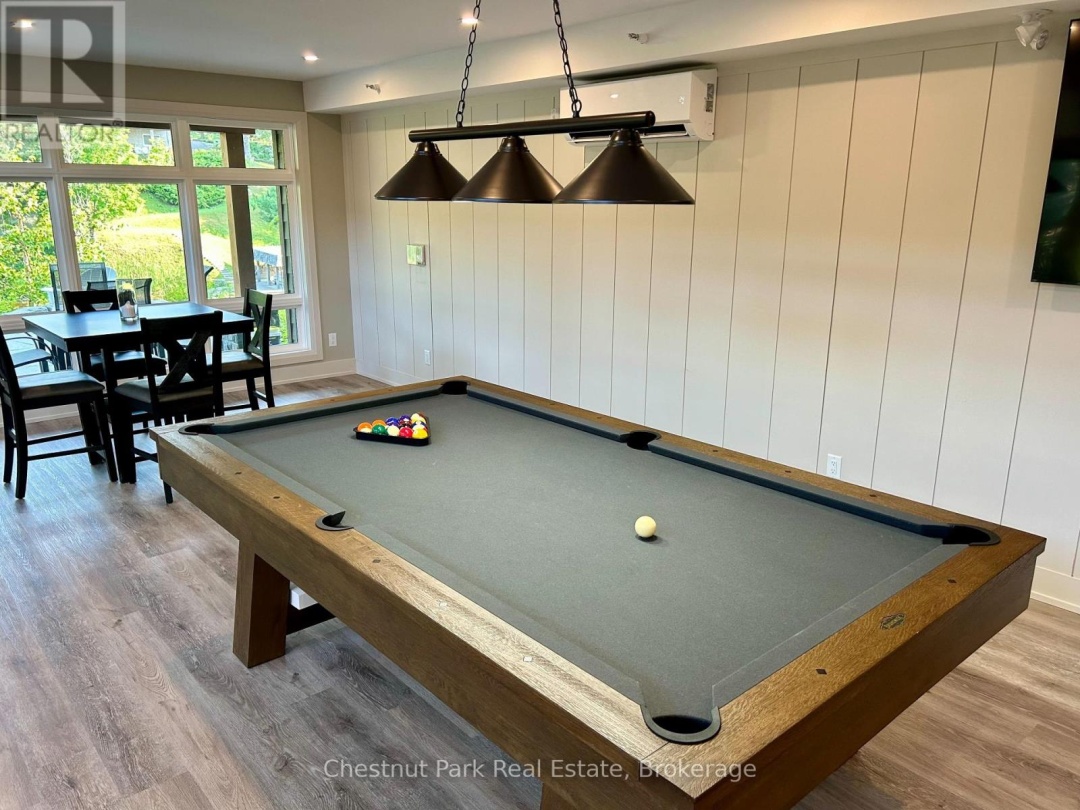 205 200 Anglo Street, South Muskoka Lake