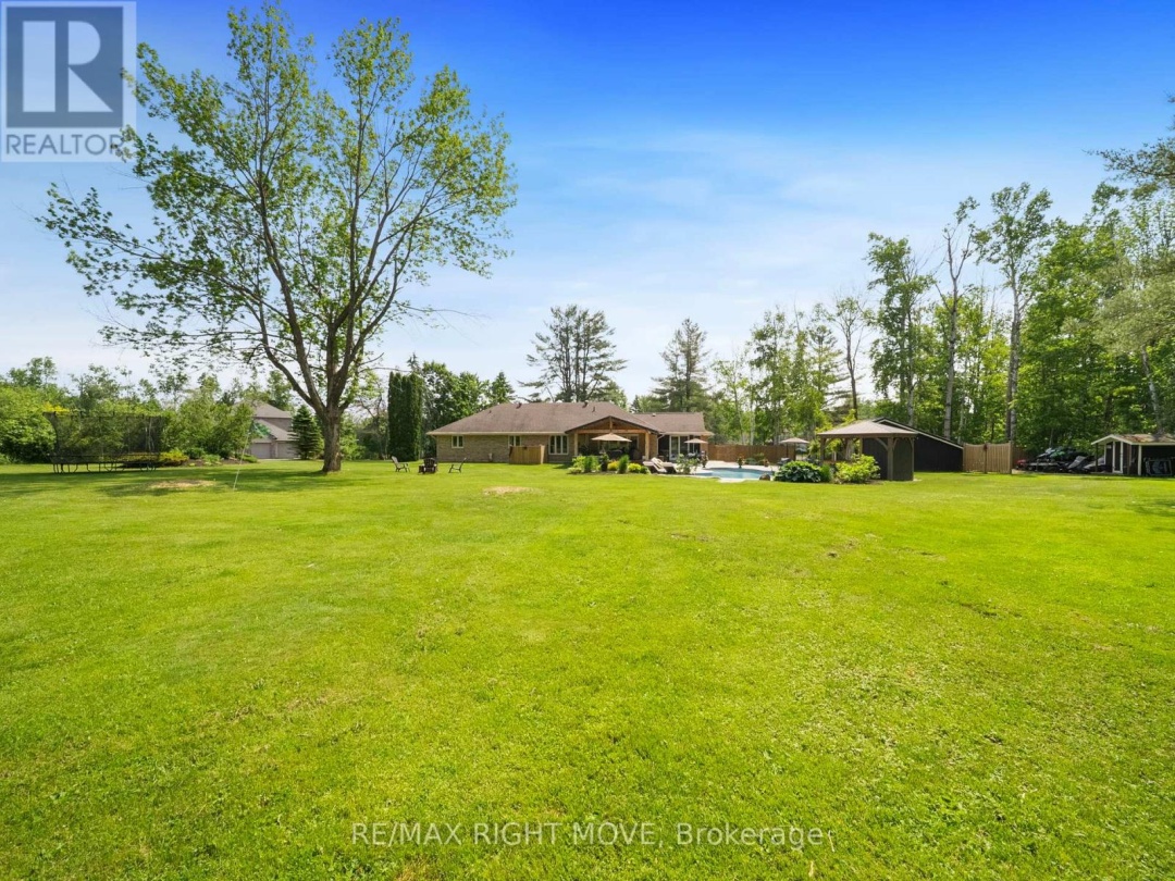 1948 CARRIAGE COURT, 