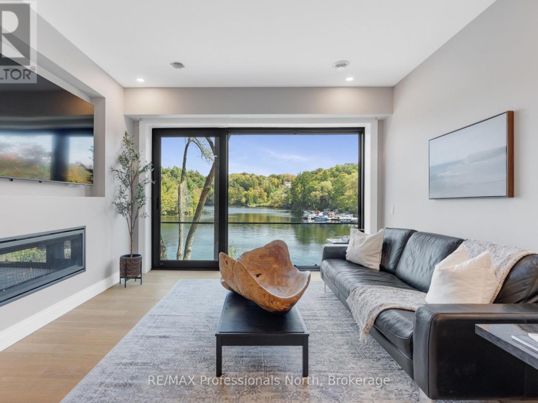 301 - 32 BRUNEL ROAD, 