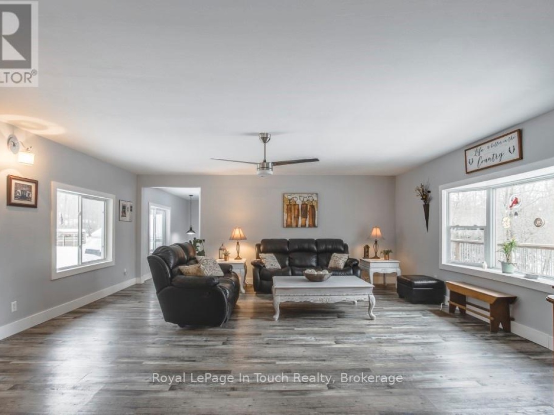 36 MEADOWS AVENUE, Georgian Bay