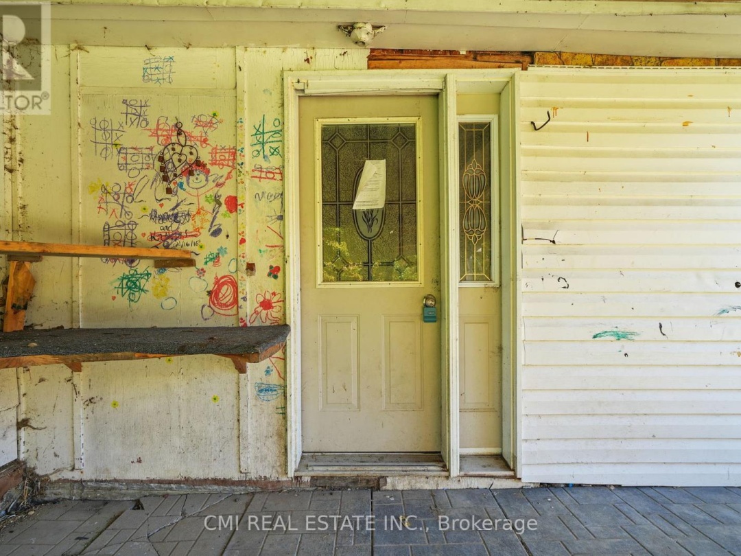 1093 SOUTH LAKE ROAD, 