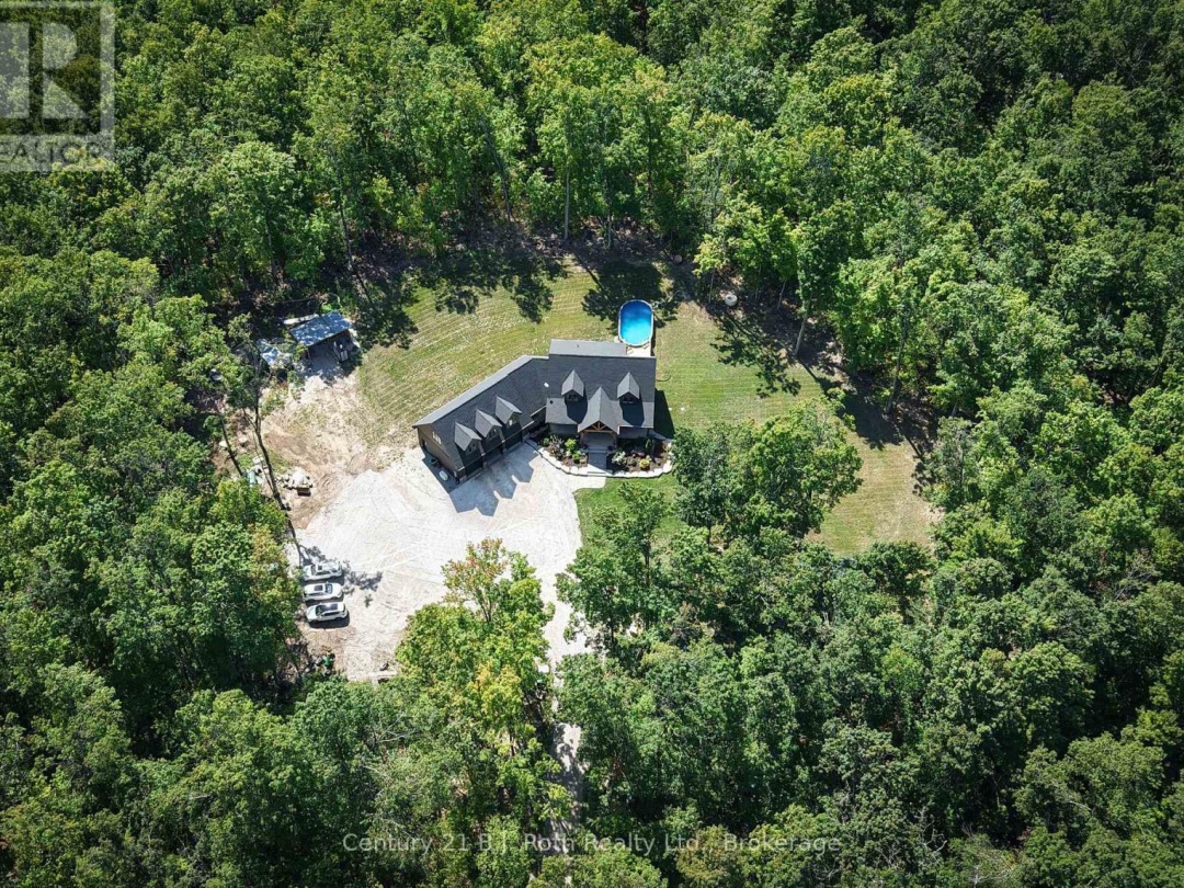 3082 FAIRGROUNDS ROAD, 