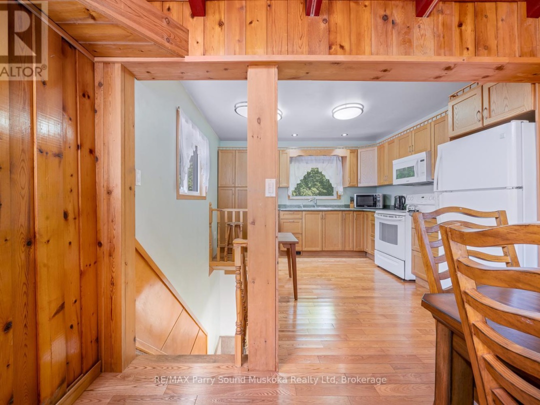 124 PINEWOOD ROAD, 