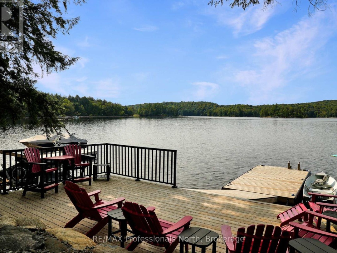 1034 Lone Wolf Crescent, Percy Lake