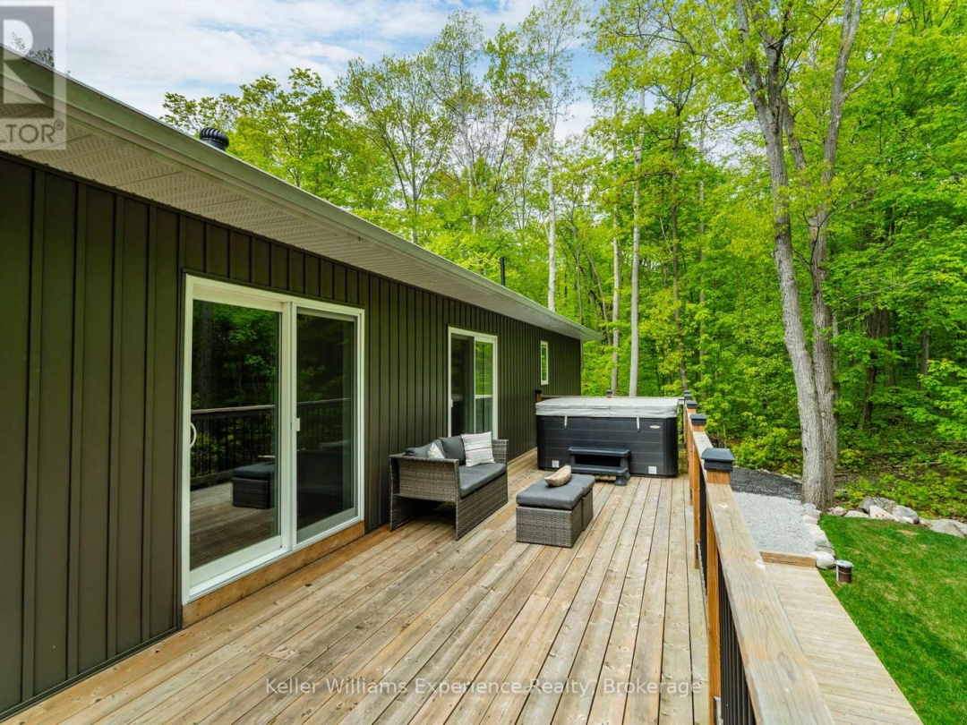 27 MEADOWS AVENUE, 