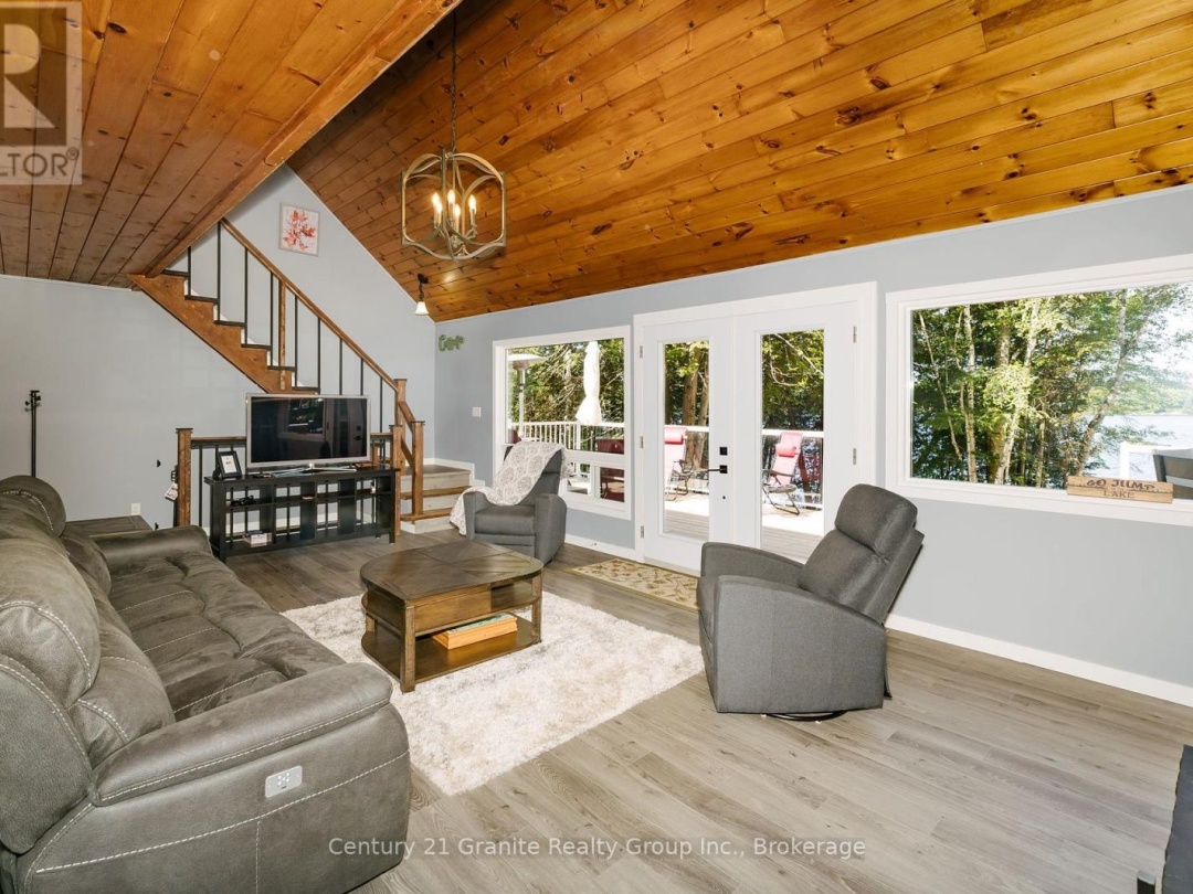 2347 KASHAGAWIGAMOG LAKE ROAD, 