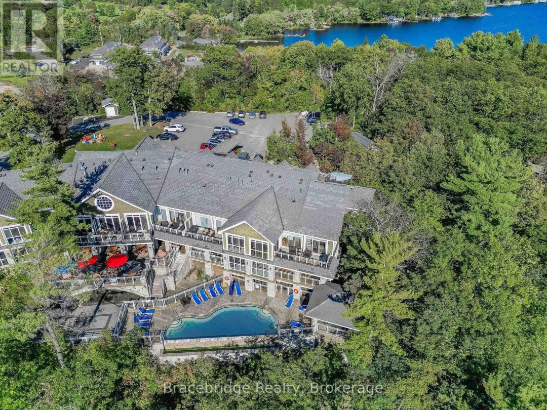 E206 D1 1869 Muskoka 118 Road W, 