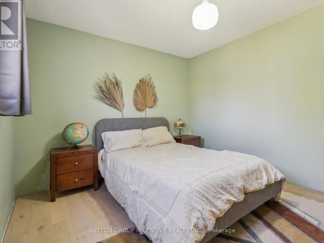 11 MACKENZIE PLACE, Balsam Lake