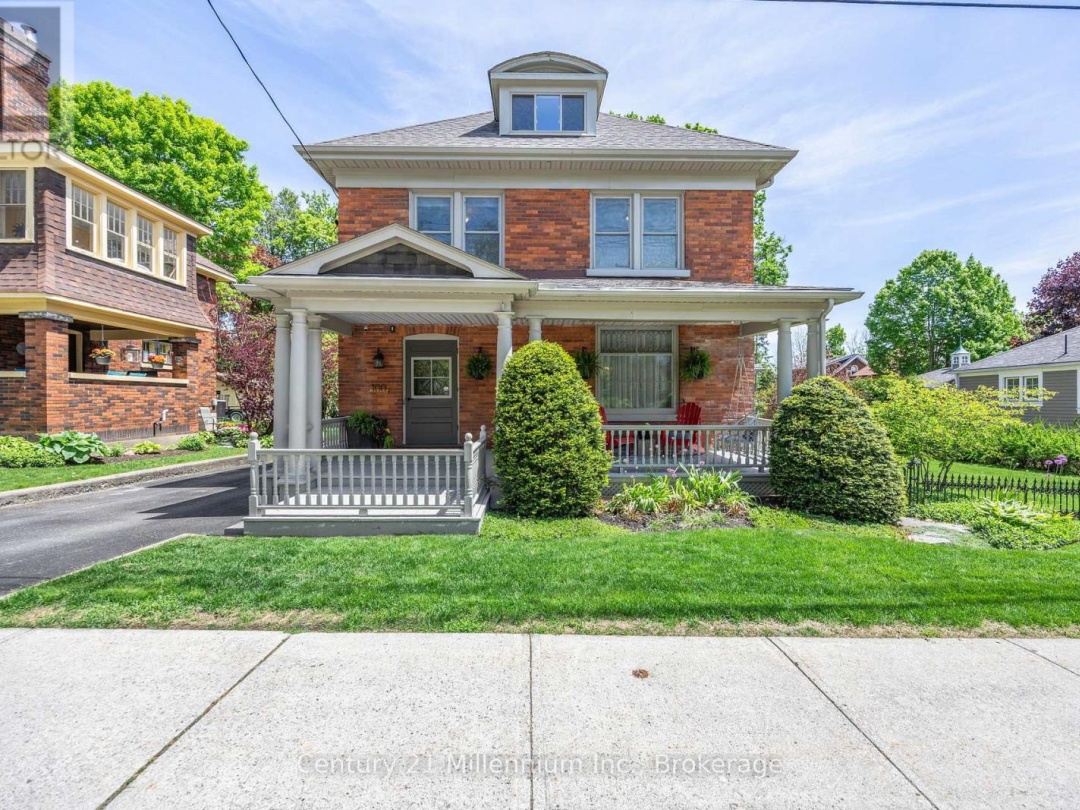 100 Matchedash Street N, Orillia