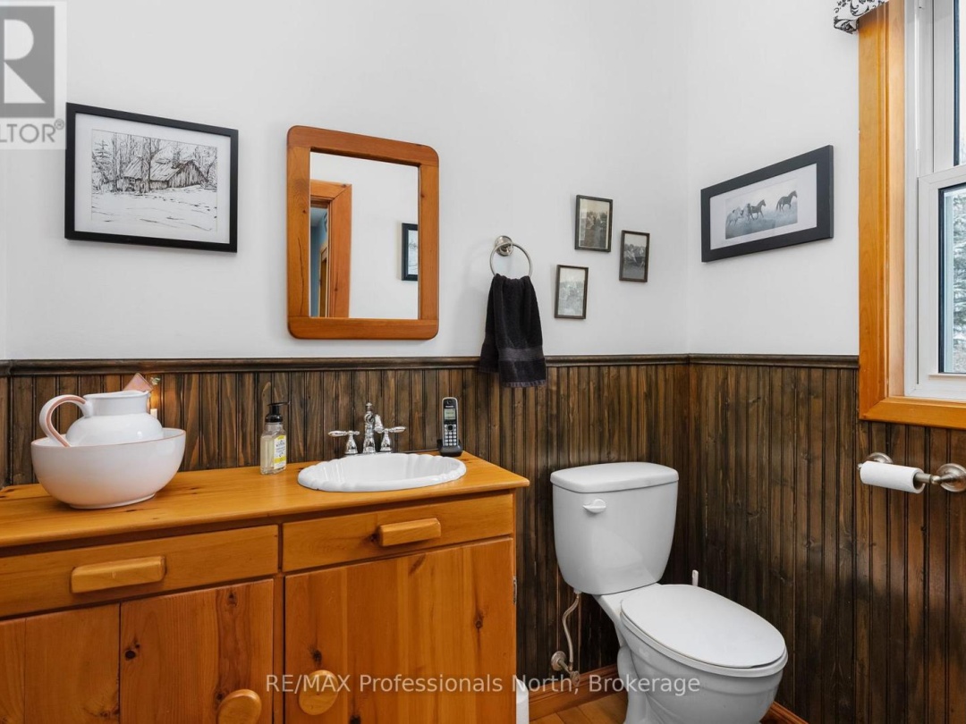 3 2901 Limberlost Road, Tasso Lake