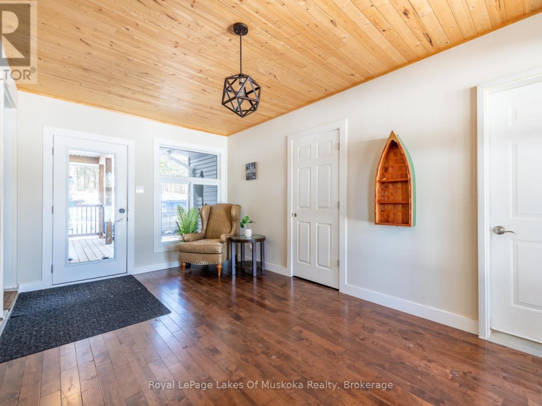 1420 Limberlost Road, Pell Lake