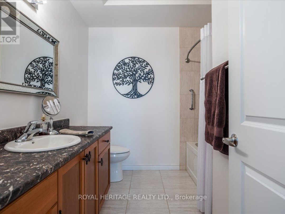 111 - 29 LAKEWOOD CRESCENT, Pigeon Lake