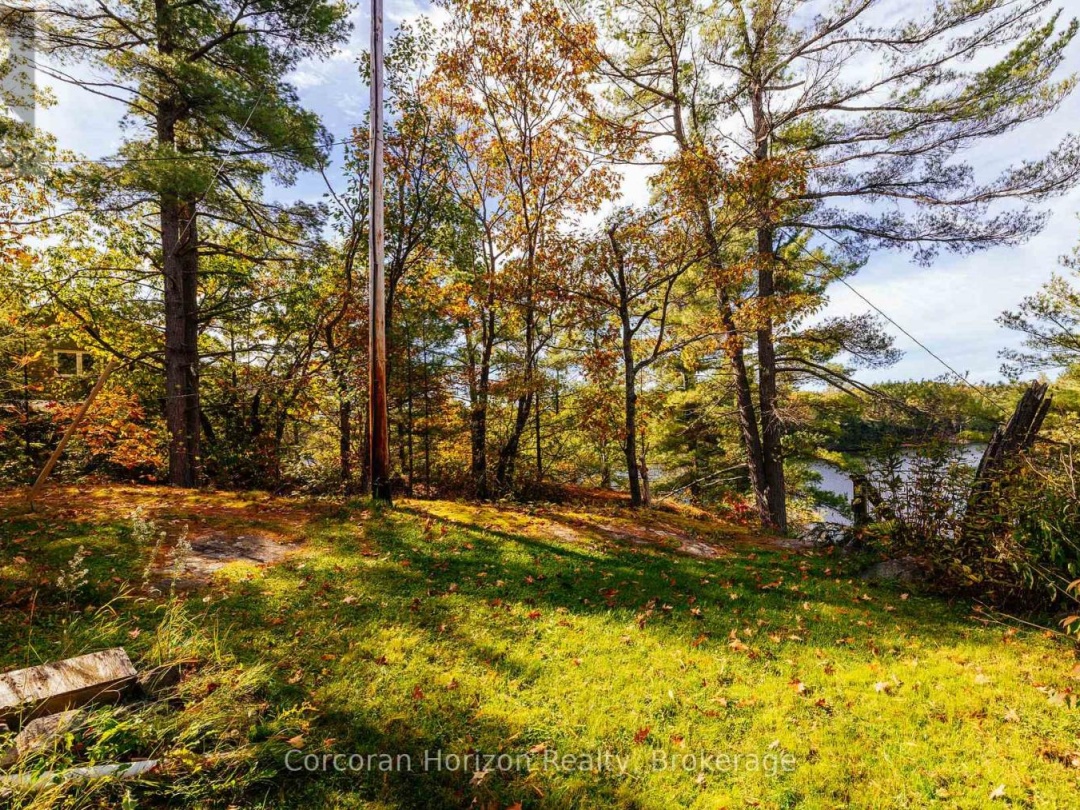 566 HUNGRY BAY ROAD W, 