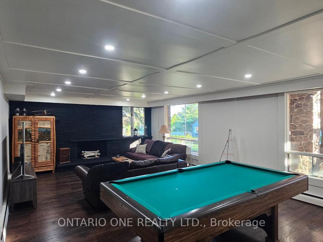811 BAY STREET, 