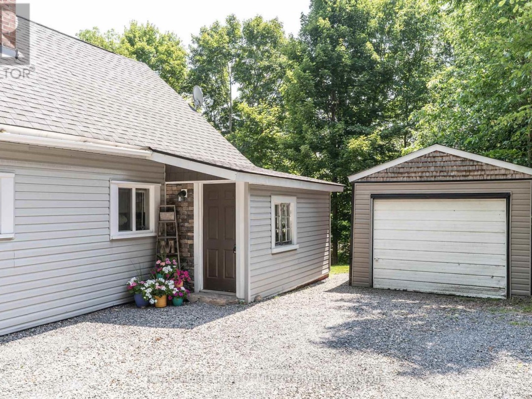 31 FLORENCE STREET W, 