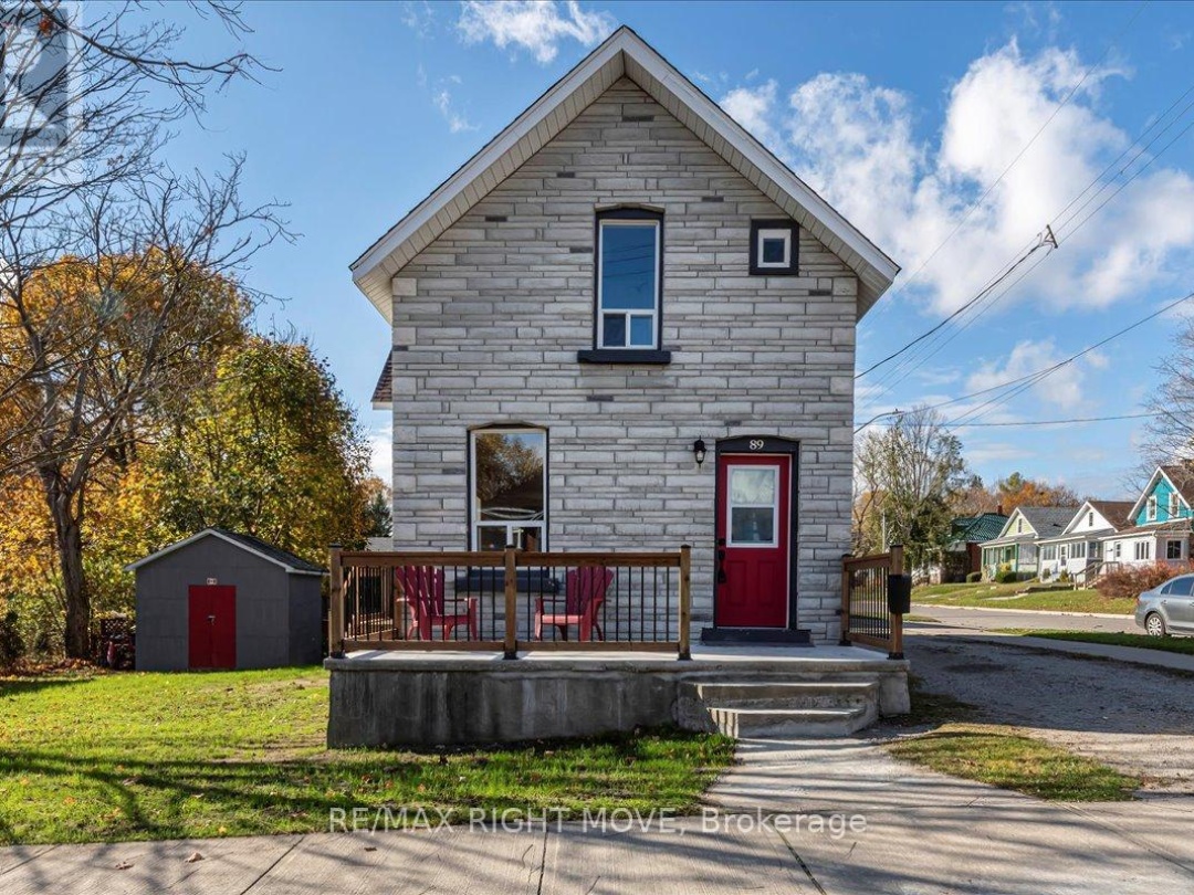 89 DOUGLAS STREET, Orillia