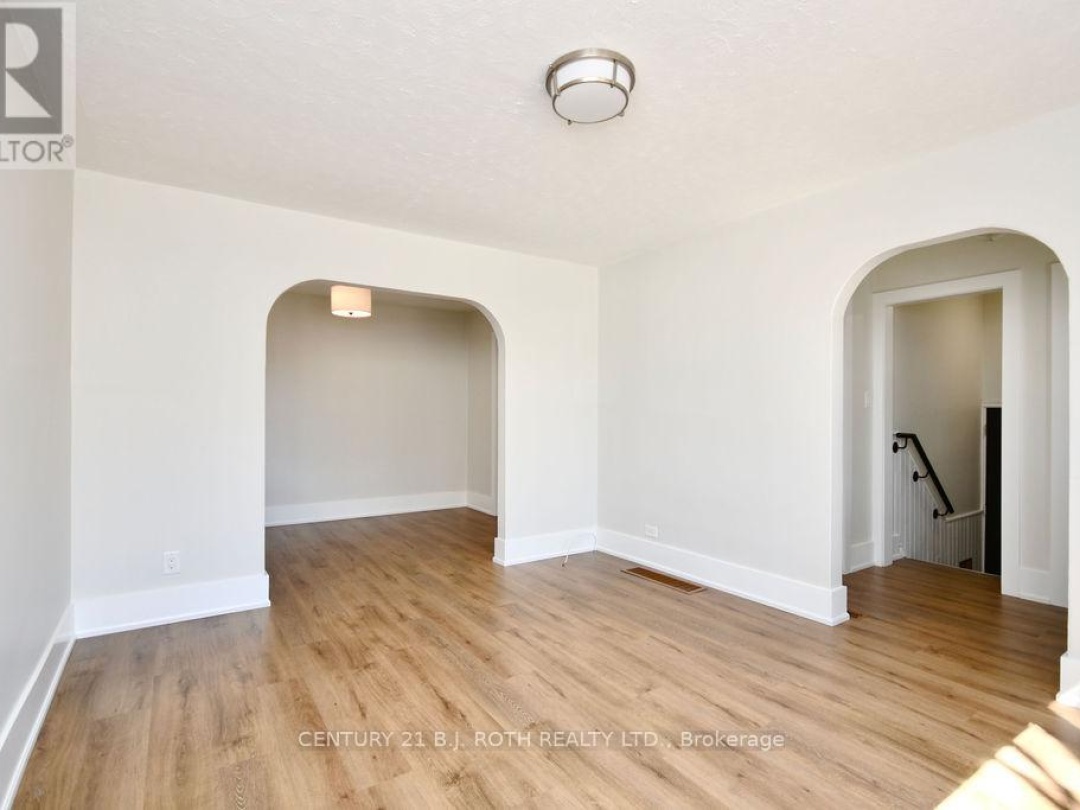 316 Nottawasaga Street, Orillia