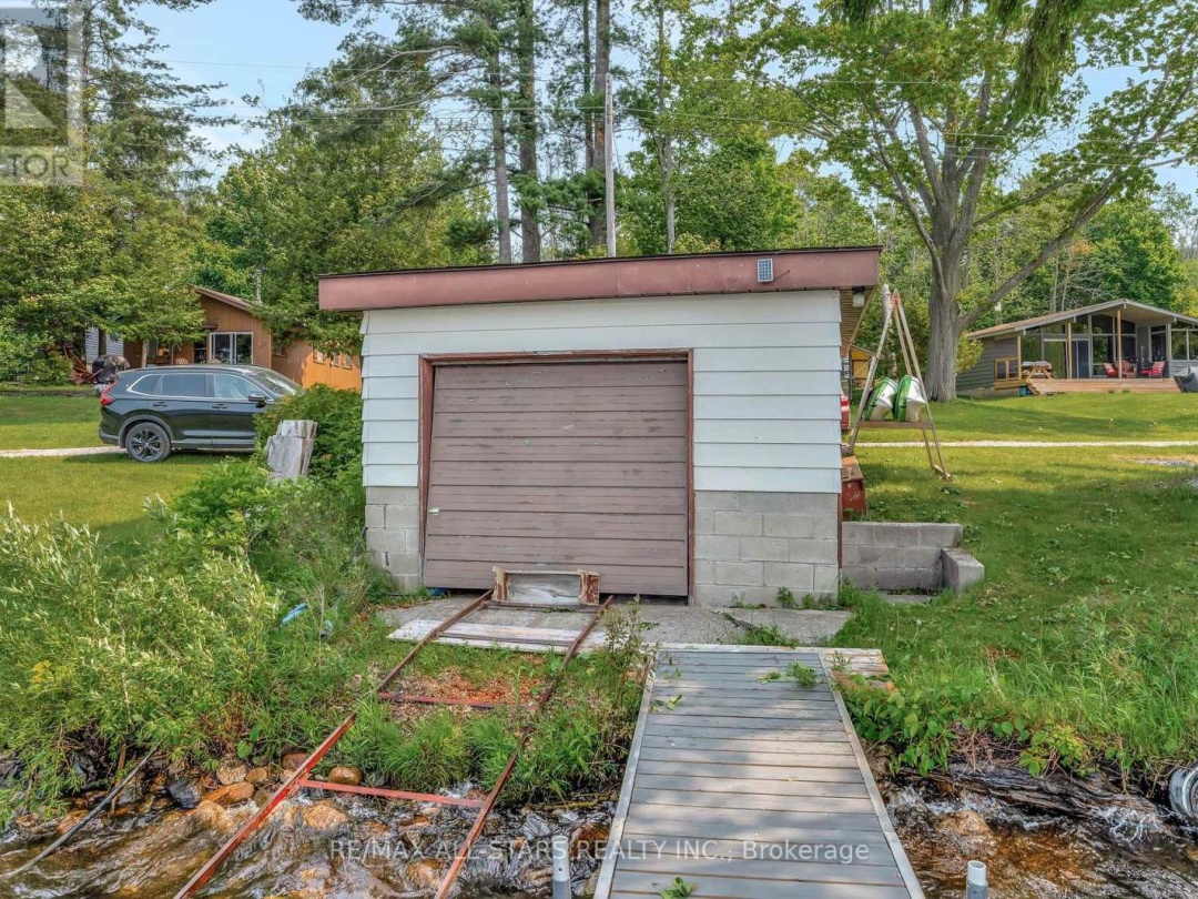 36 Walnut Street, Cameron Lake