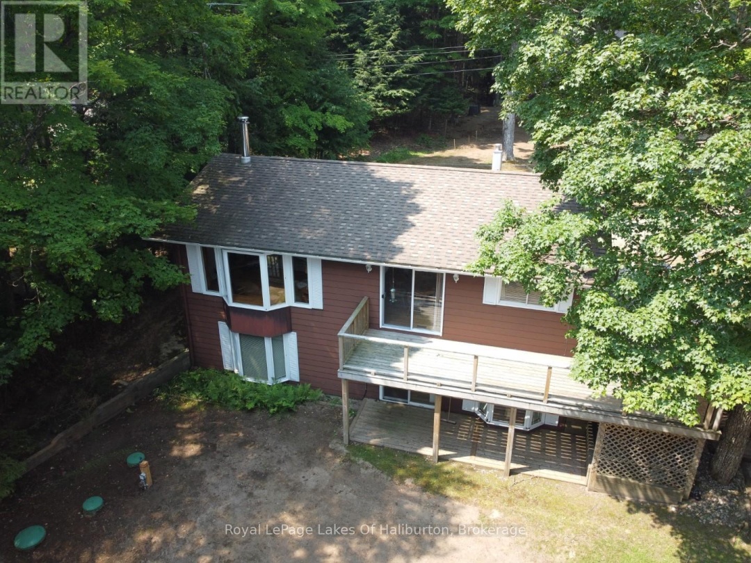 1051 AUTUMN LANE, 