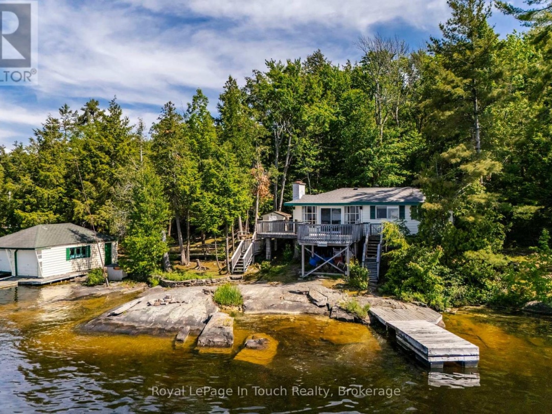 2 IS 270 SIX MILE LAKE ISLAND,