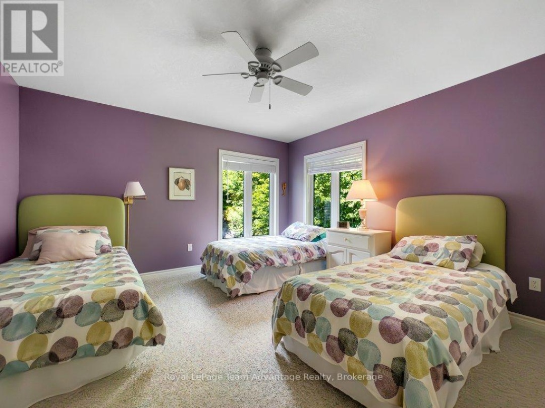3 LYNDSEY LANE, Manitouwabing Lake