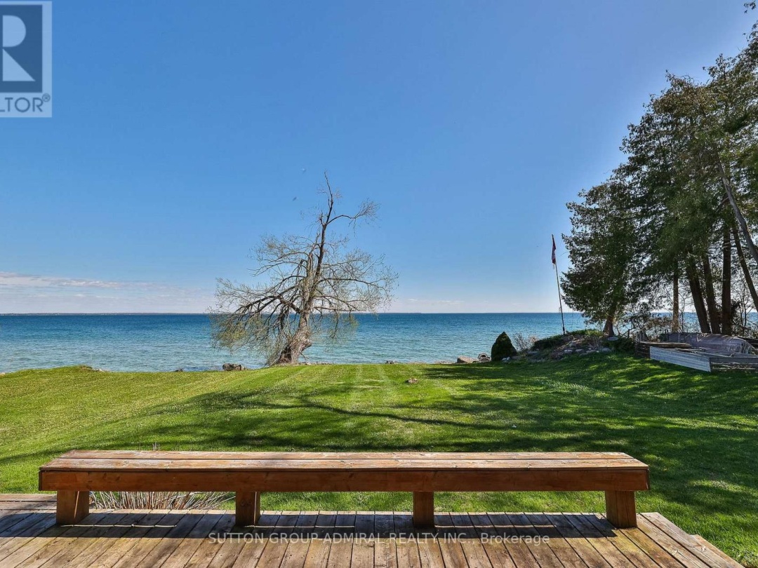 182 Bayshore Drive, Barnstable Bay