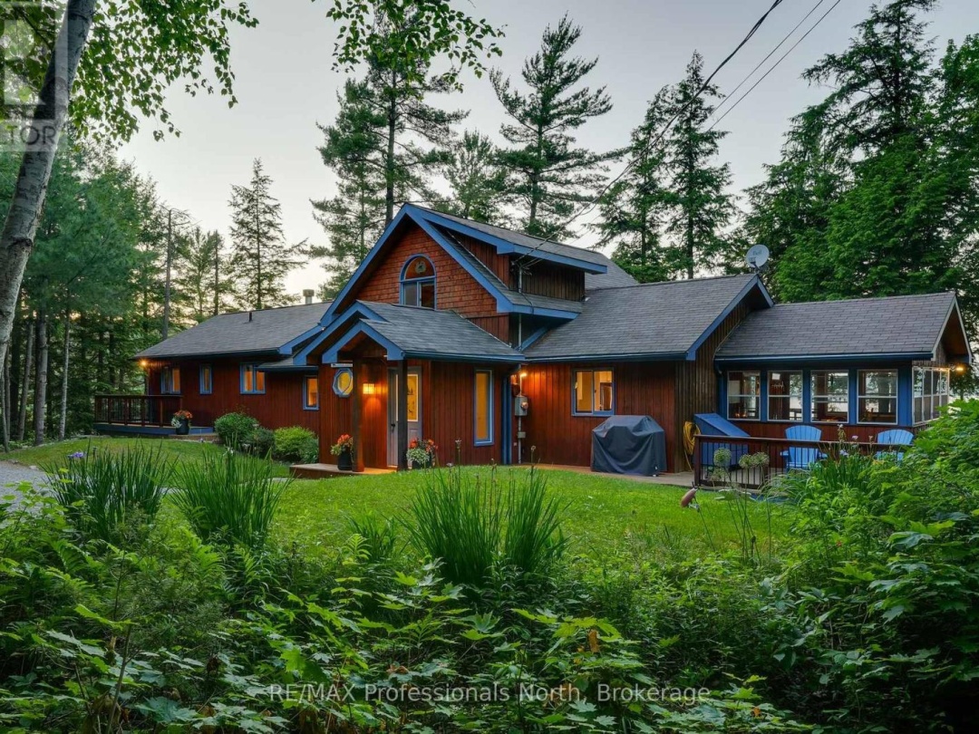 1055 BOXSTOVE POINT TRAIL, 
