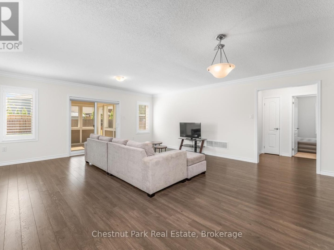 25 HUNTER PLACE, 